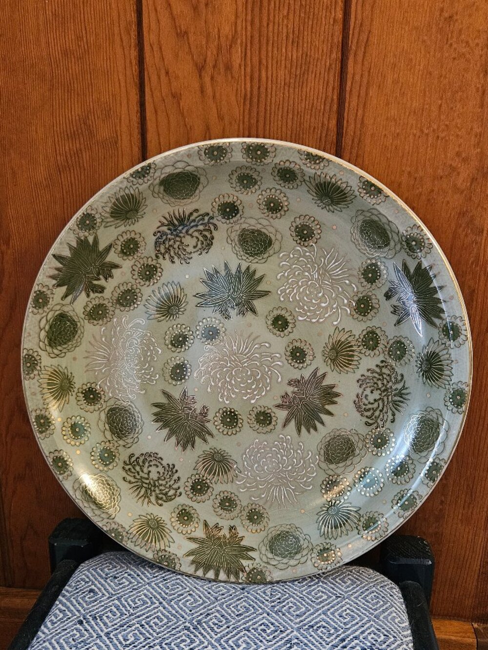 Vintage Fujita Kutani 12" Platter, Green and Gold Chyrsanthemum Pattern